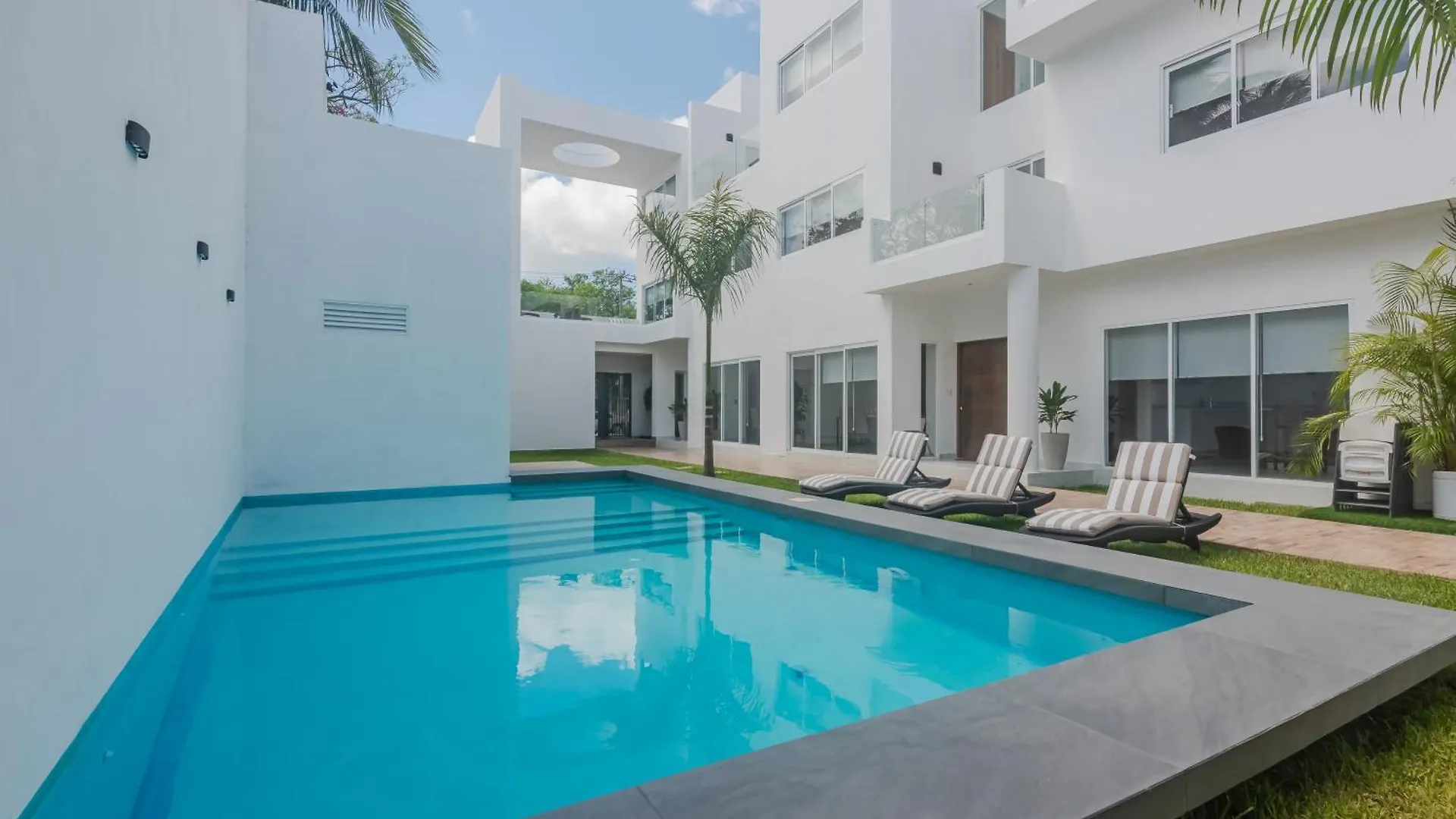Malibu Residential 3Bd Shalva Aparthotel Cozumel